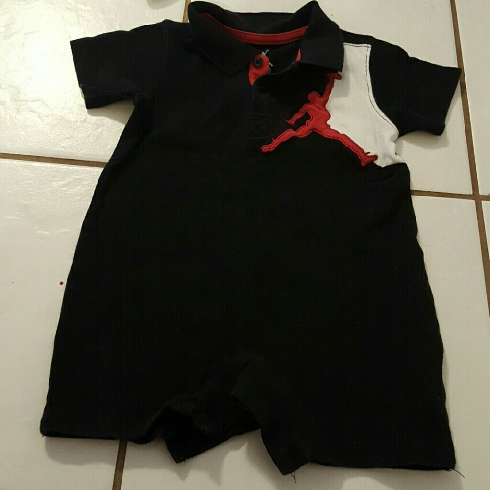 Jordan black  red and white outfit